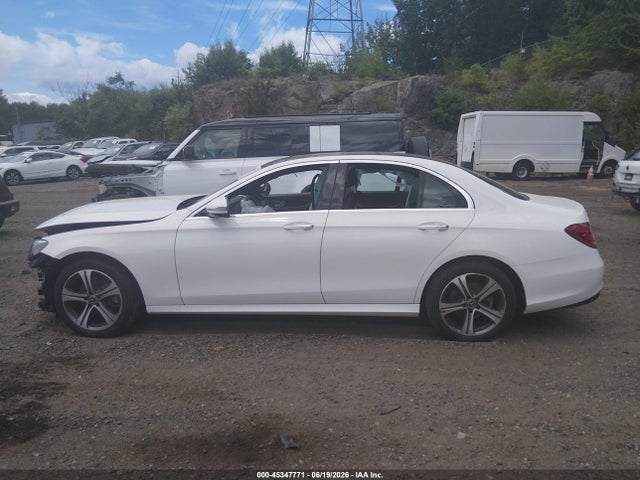 2019 Mercedes-benz E 300 4matic მანქანა იყიდება აუქციონზე, vin: WDDZF4KB1KA524076, აუქციონის ნომერი: 45347771