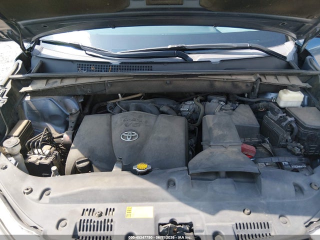 5TDJZRFH2HS406429 Toyota Highlander Xle
