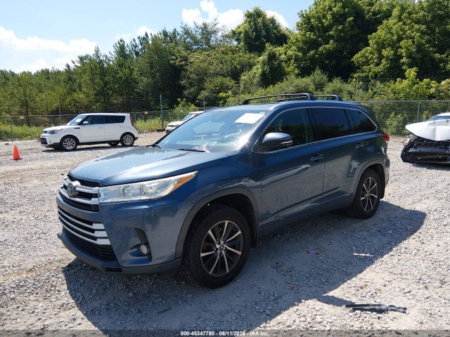5TDJZRFH2HS406429 Toyota Highlander Xle