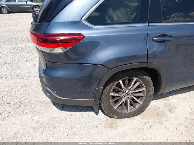 5TDJZRFH2HS406429 Toyota Highlander Xle