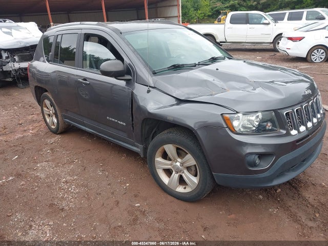 45347860 :رقم المزاد ، 1C4NJCBA6GD688650 vin ، 2016 Jeep Compass Sport مزاد بيع