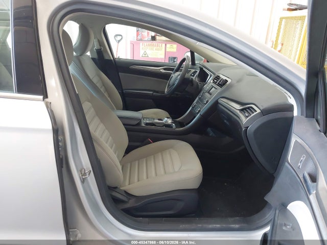 3FA6P0UU9HR253886 Ford Fusion Hybrid S