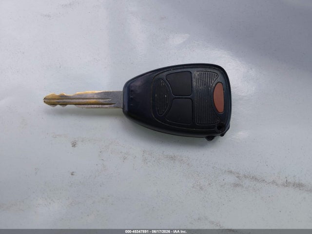 45347891 :رقم المزاد ، 1C4GP45R85B392293 vin ، 2005 Chrysler Town & Country مزاد بيع