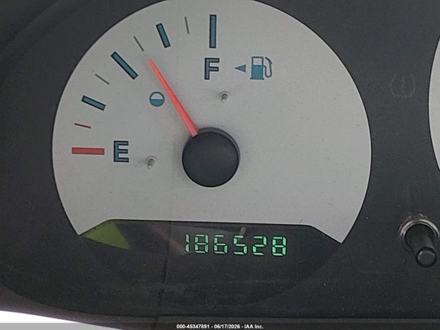 45347891 :رقم المزاد ، 1C4GP45R85B392293 vin ، 2005 Chrysler Town & Country مزاد بيع