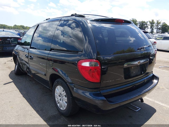 45347891 :رقم المزاد ، 1C4GP45R85B392293 vin ، 2005 Chrysler Town & Country مزاد بيع