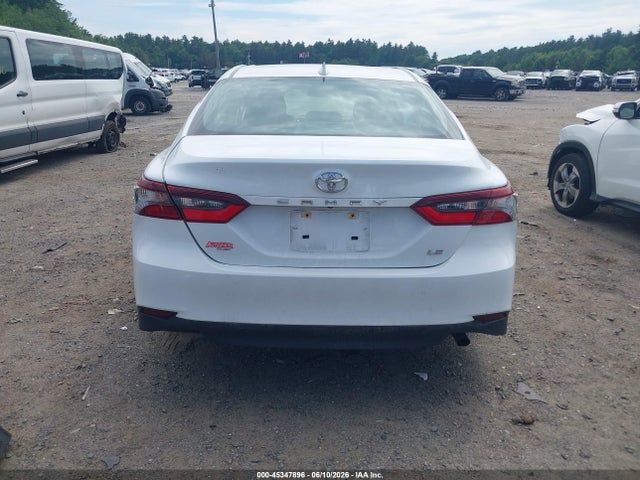 4T1C11AK6RU848403 Toyota CAMRY LE