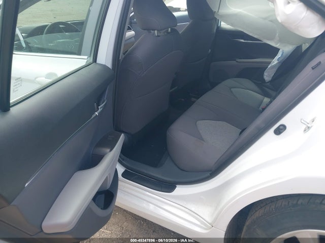 4T1C11AK6RU848403 Toyota CAMRY LE