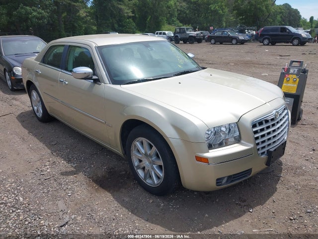 45347904 :رقم المزاد ، 2C3CA5CV2AH213581 vin ، 2010 Chrysler 300 Touring/signature Series/executive Series مزاد بيع
