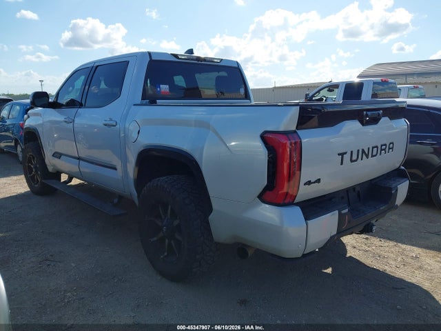 5TFNA5DB2NX018588 Toyota Tundra Platinum