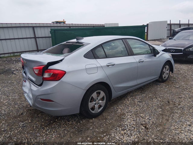 45347980 :رقم المزاد ، 1G1BC5SM3H7281736 vin ، 2017 Chevrolet Cruze Ls Auto مزاد بيع