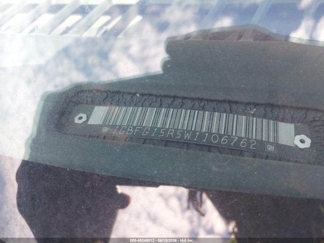 45348012 :رقم المزاد ، 1GBFG15R5W1106762 vin ، 1998 Chevrolet Chevy Van G1500 مزاد بيع