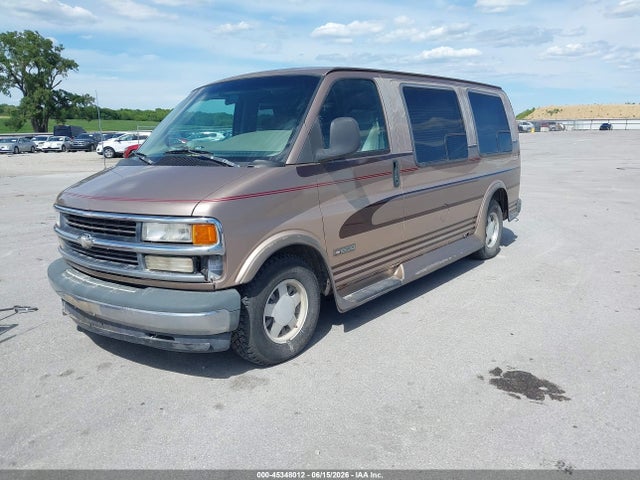 45348012 :رقم المزاد ، 1GBFG15R5W1106762 vin ، 1998 Chevrolet Chevy Van G1500 مزاد بيع