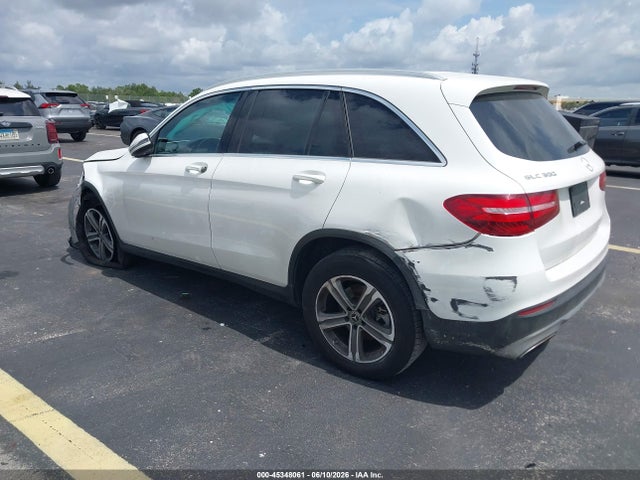 Продаж на аукціоні авто 2018 Mercedes-benz Glc 300, vin: WDC0G4JB0JV101637, номер лоту: 45348061
