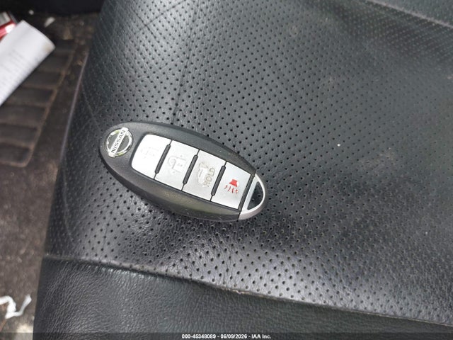 45348089 :رقم المزاد ، 5N1AZ2MH1FN227209 vin ، 2015 Nissan Murano Platinum مزاد بيع