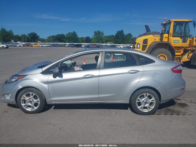 3FADP4BJ2FM114393 Ford FIESTA SE