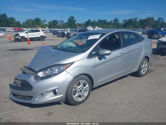 Ford FIESTA SE 2015 3FADP4BJ2FM114393 Image 2