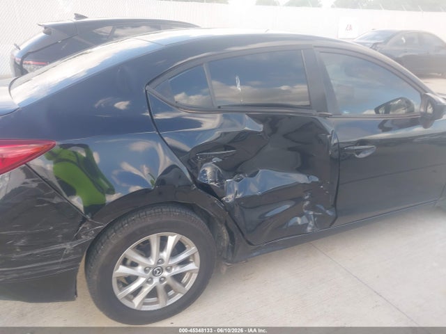Aukcja sprzedaży 2018 Mazda Mazda3 Sport, vin: 3MZBN1U70JM176758, numer aukcji: 45348133