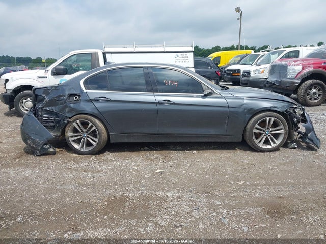 2018 Bmw 330i Xdrive მანქანა იყიდება აუქციონზე, vin: WBA8D9C59JEM32686, აუქციონის ნომერი: 45348134