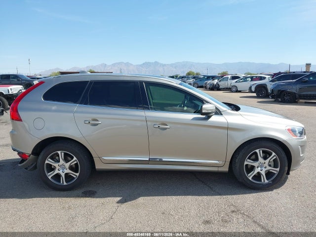 45348169 :رقم المزاد ، YV449MDKXF2737470 vin ، 2015 Volvo Xc60 T6 مزاد بيع