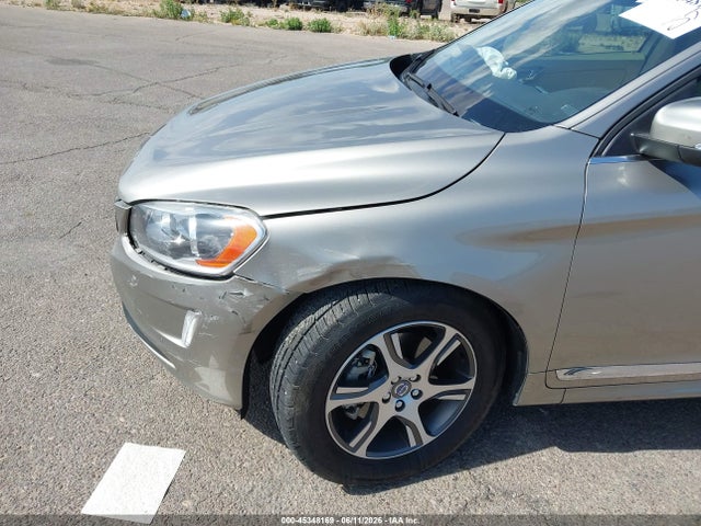 Volvo Xc60 T6 2015 YV449MDKXF2737470 Image 18