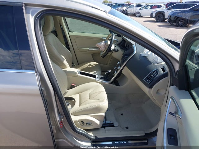 Auction sale of the 2015 Volvo Xc60 T6, vin: YV449MDKXF2737470, lot number: 45348169