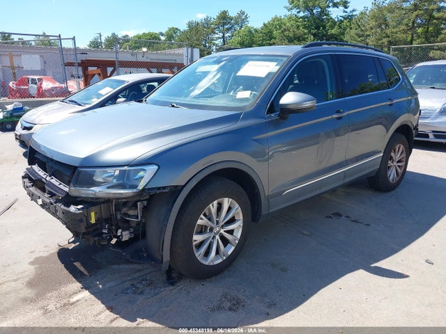 2018 Volkswagen Tiguan 2.0t Se/2.0t Sel მანქანა იყიდება აუქციონზე, vin: 3VV2B7AX3JM113657, აუქციონის ნომერი: 45348198
