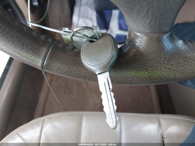 Продаж на аукціоні авто 2001 Chrysler Sebring Lxi, vin: 1C3EL55U61N580885, номер лоту: 45348200
