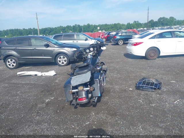 45348226 :رقم المزاد ، 1HD1KEM1XAB674045 vin ، 2010 Harley-davidson Flhtk مزاد بيع