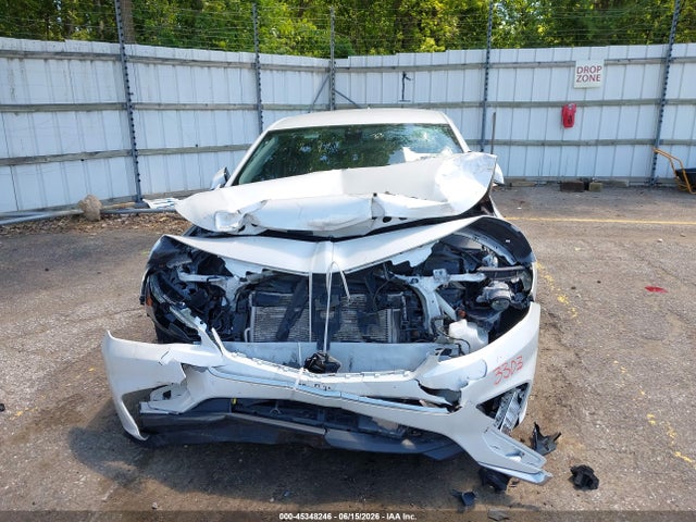 Продажа на аукционе авто 2017 Chevrolet Malibu 1lt, vin: 1G1ZE5ST0HF111131, номер лота: 45348246