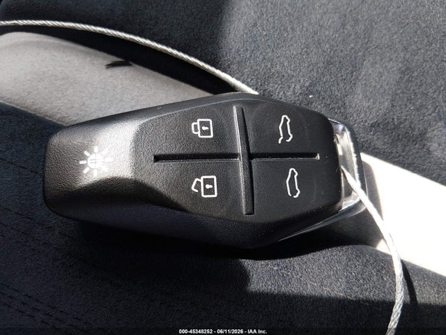 Fisker Ocean One 2023 VCF1ZBU28PG006227 Image 11
