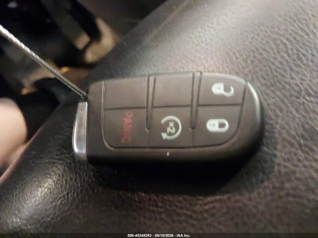45348263 :رقم المزاد ، ZACCJADT5FPB24742 vin ، 2015 Jeep Renegade Limited مزاد بيع