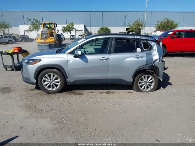 Toyota Corolla Cross Le 2022 7MUCAABG0NV004991 Image 14
