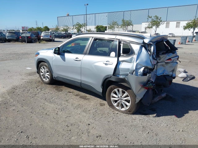 Toyota Corolla Cross Le 2022 7MUCAABG0NV004991 Image 3