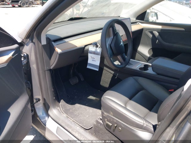 Продажа на аукционе авто 2024 Tesla Model Y Long Range Dual Motor All-wheel Drive, vin: 7SAYGDEEXRA299408, номер лота: 45348288