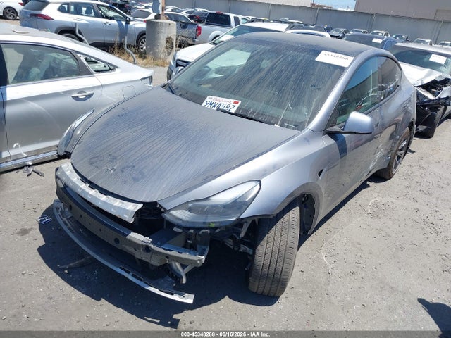 Продажа на аукционе авто 2024 Tesla Model Y Long Range Dual Motor All-wheel Drive, vin: 7SAYGDEEXRA299408, номер лота: 45348288