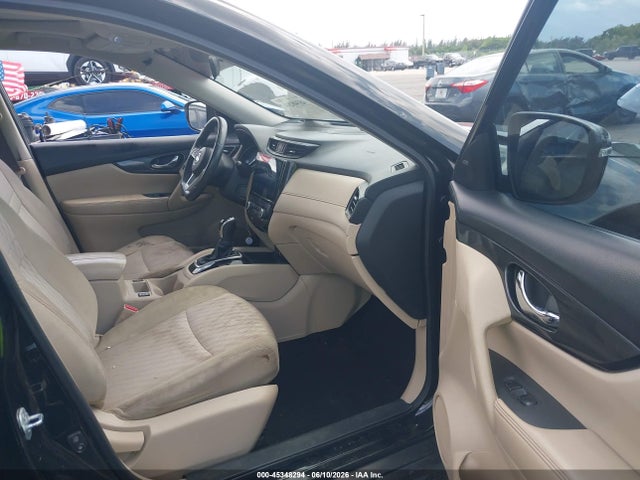 45348294 :رقم المزاد ، 5N1AT2MT0HC821505 vin ، 2017 Nissan Rogue Sv مزاد بيع