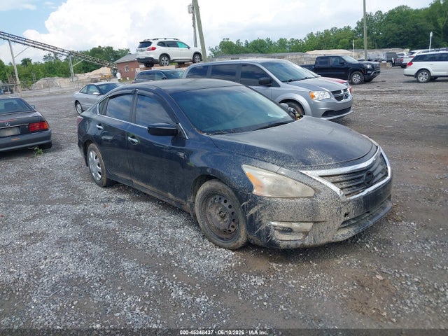 Nissan Altima 2.5 S 2015 1N4AL3APXFC491392 main image