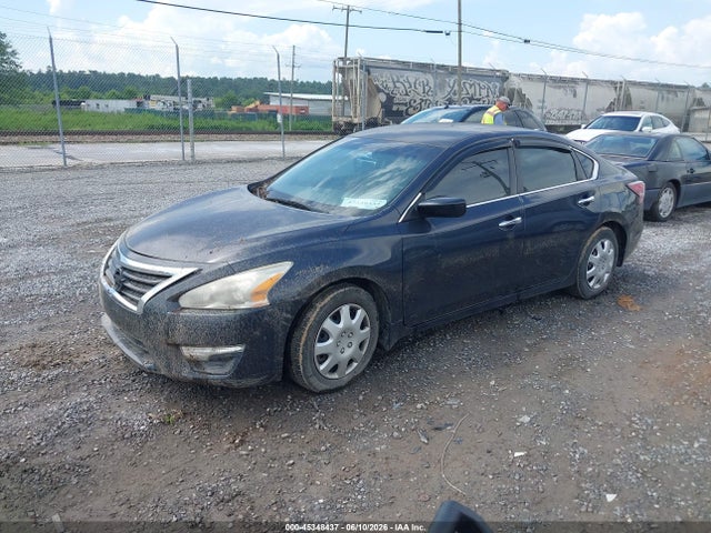 Nissan Altima 2.5 S 2015 1N4AL3APXFC491392 Image 2