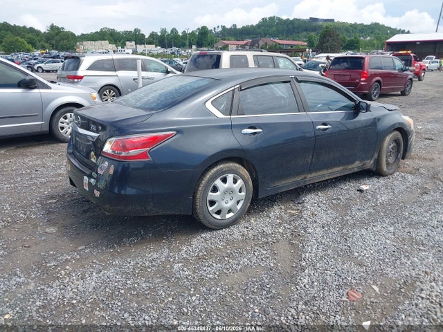 Nissan Altima 2.5 S 2015 1N4AL3APXFC491392 Image 4