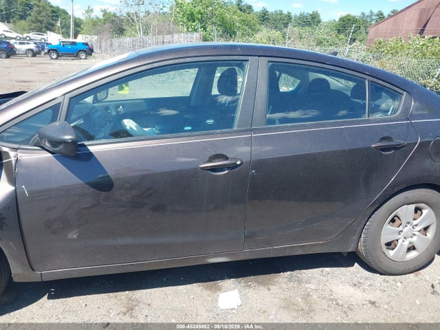 KIA FORTE LX 2018 3KPFK4A7XJE216194 Image 15