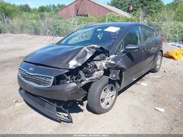 KIA FORTE LX 2018 3KPFK4A7XJE216194 Image 2