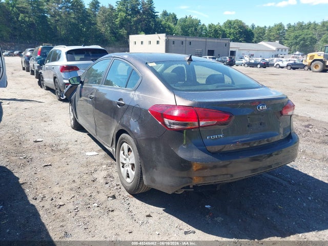 KIA FORTE LX 2018 3KPFK4A7XJE216194 Image 3