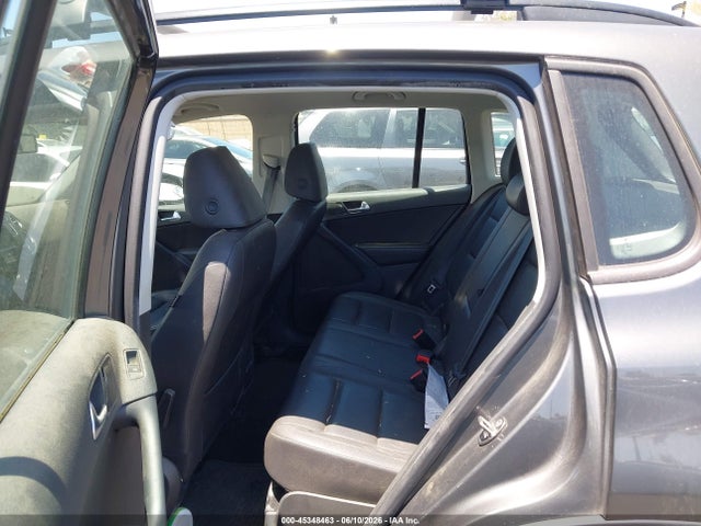 WVGBV7AX3GW589577 Volkswagen TIGUAN S