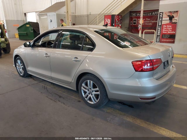 3VW2K7AJ8FM237423 Volkswagen Jetta 2.0l S