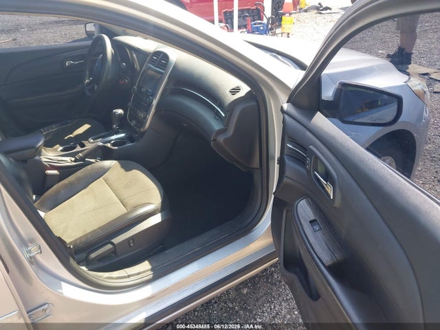 2015 Chevrolet Malibu 1lt მანქანა იყიდება აუქციონზე, vin: 1G11C5SLXFU147470, აუქციონის ნომერი: 45348485