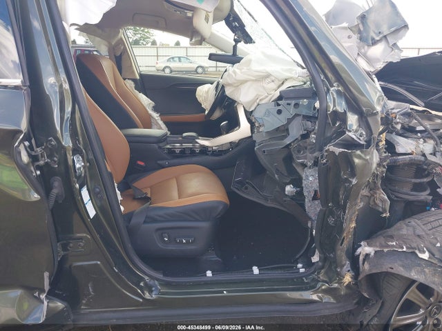 Lexus NX 300 2021 JTJDARDZ9M2243888 Image 5