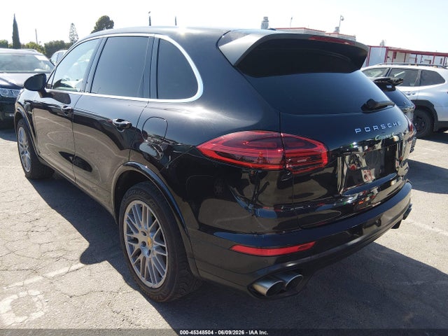2015 Porsche Cayenne E-hybrid S მანქანა იყიდება აუქციონზე, vin: WP1AE2A27FLA54063, აუქციონის ნომერი: 45348504
