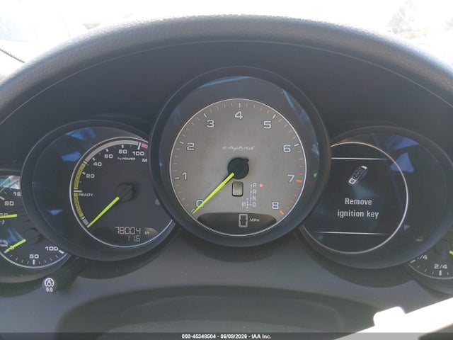2015 Porsche Cayenne E-hybrid S მანქანა იყიდება აუქციონზე, vin: WP1AE2A27FLA54063, აუქციონის ნომერი: 45348504