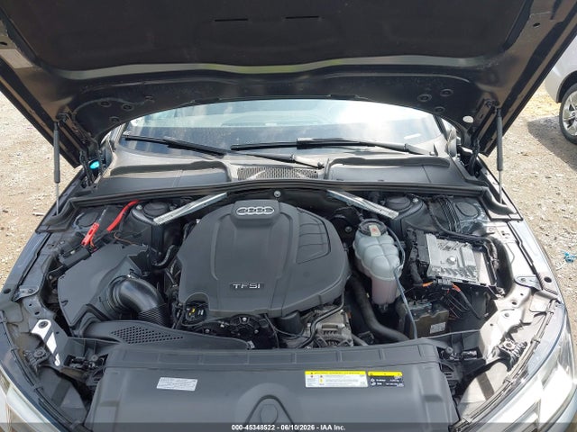 Продажа на аукционе авто 2019 Audi A4 45 Premium, vin: WAUDNAF45KN019357, номер лота: 45348522