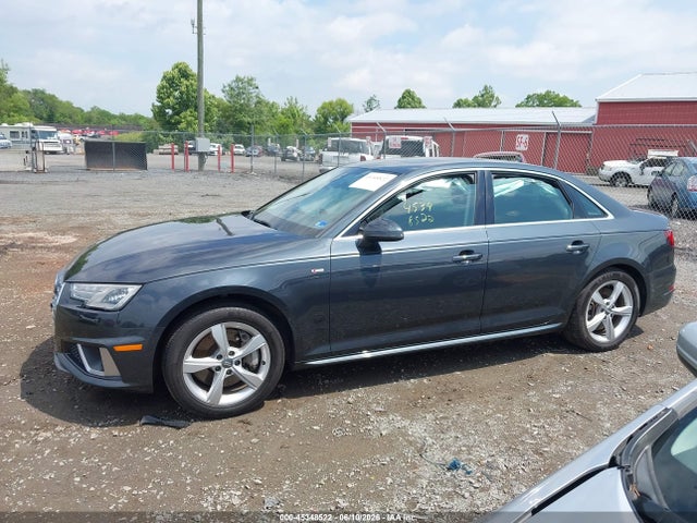 Продажа на аукционе авто 2019 Audi A4 45 Premium, vin: WAUDNAF45KN019357, номер лота: 45348522